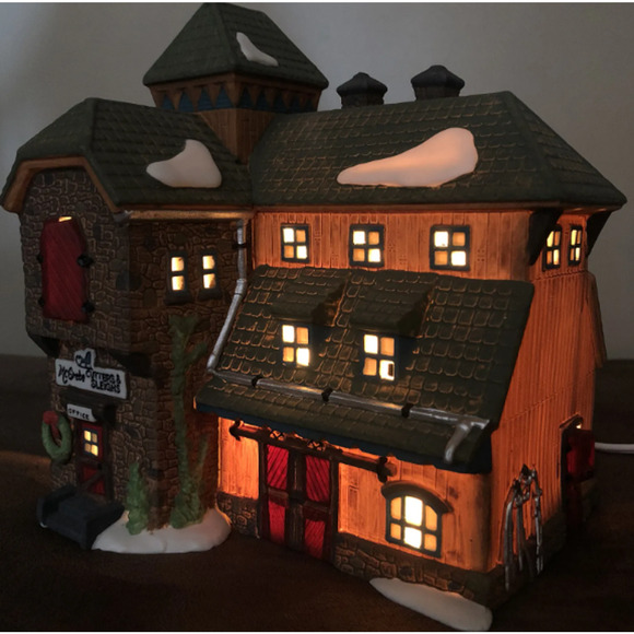 DEPT‎ 56 New England Christmas Village Heritage MC GREBE CUTTERS & SLEIGHS 9/19 - Picture 1 of 10